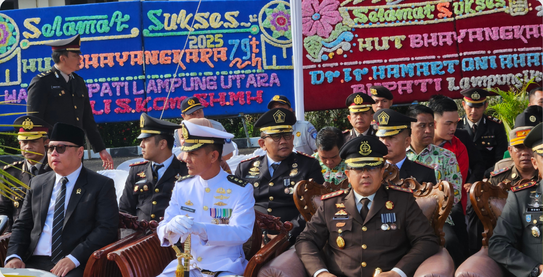 Kepala Kantor Imigrasi Kotabumi Hadiri Upacara Hari Bhayangkara ke-79 di Polres Lampung Utara