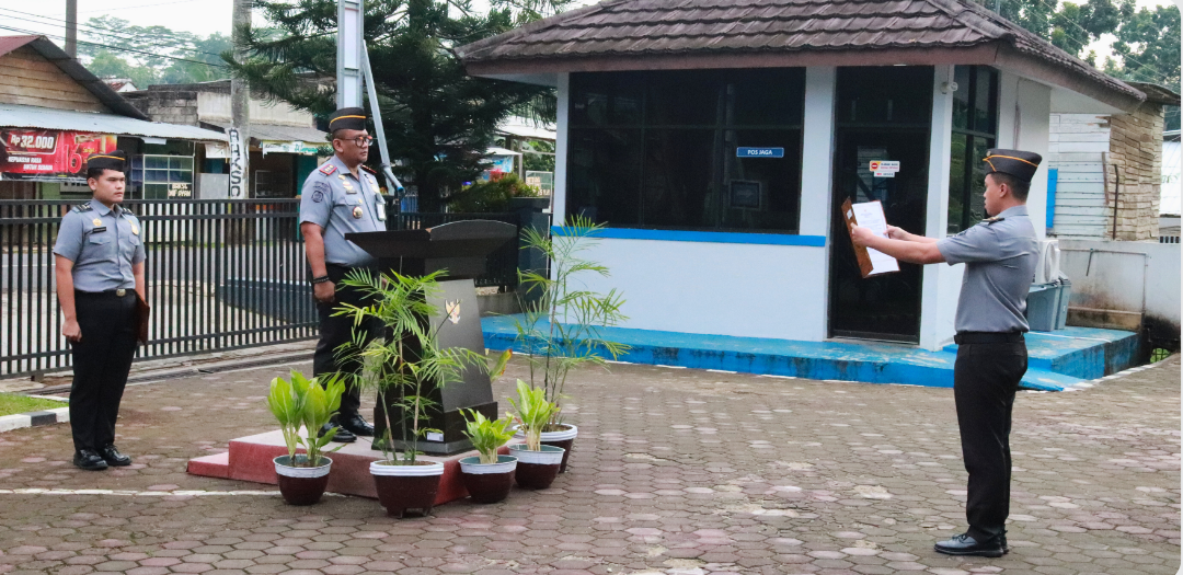 Imigrasi Kotabumi Laksanakan Upacara Hari Lahir Pancasila dan Penyematan Pangkat Pegawai