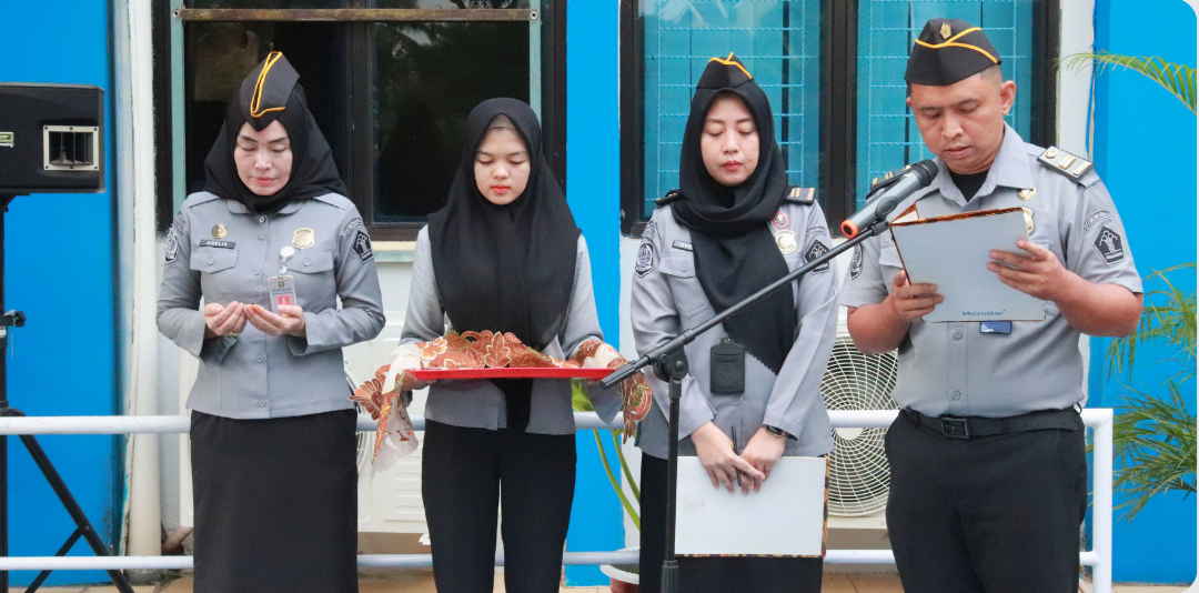 Imigrasi Kotabumi Laksanakan Upacara Hari Lahir Pancasila dan Penyematan Pangkat Pegawai