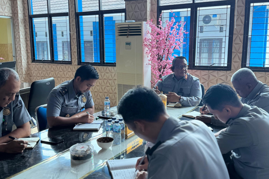 Kantor Imigrasi Kotabumi Gelar Coffee Morning dan Rapat Bersama Pejabat Struktural