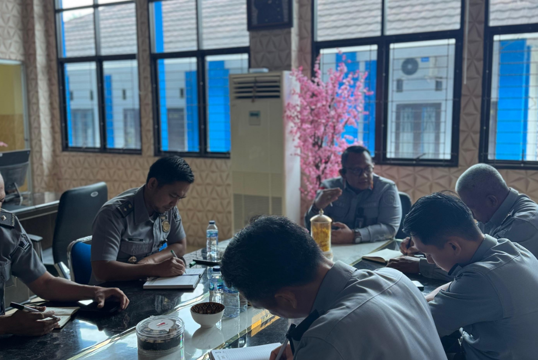 Kantor Imigrasi Kotabumi Gelar Coffee Morning dan Rapat Bersama Pejabat Struktural