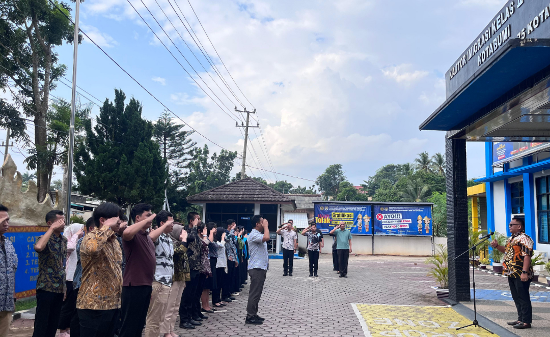 Apel Sore Penuh Makna: Imigrasi Kotabumi Lepas Pegawai dengan Haru dan Bangga