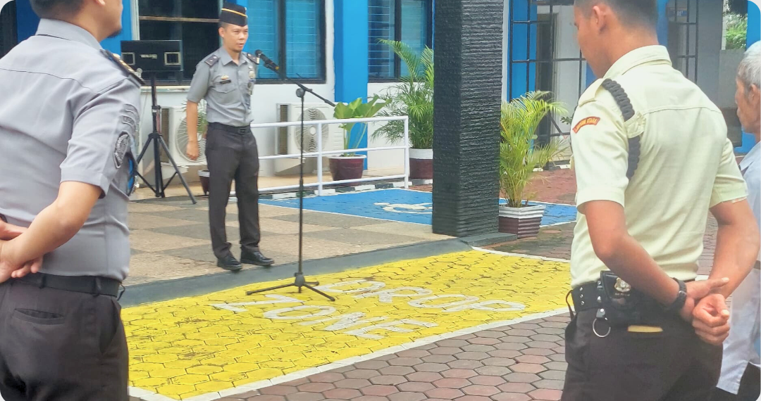 Tingkatkan Kedisiplinan, Imigrasi Kotabumi Laksanakan Apel Pagi Rutin