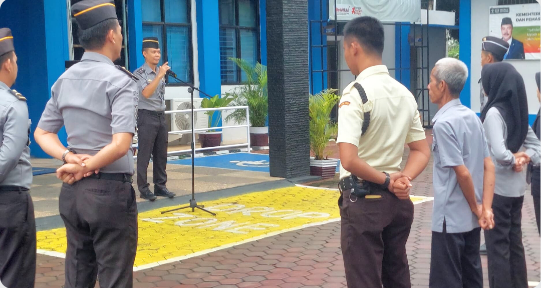 Tingkatkan Kedisiplinan, Imigrasi Kotabumi Laksanakan Apel Pagi Rutin