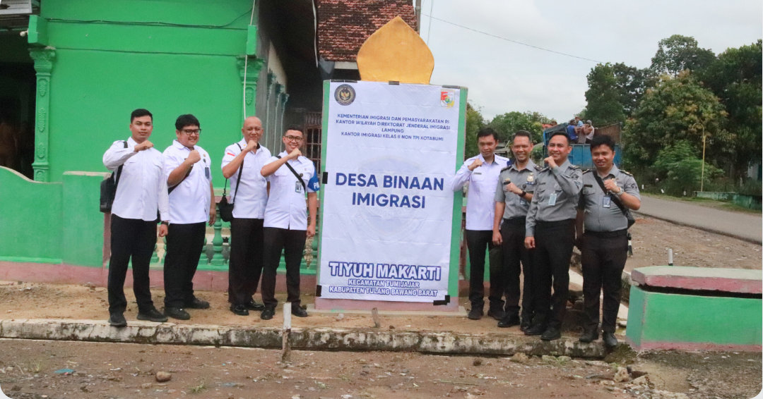 Sosialisasi Desa Binaan Keimigrasian di Desa Makarti, Kecamatan Tumijajar