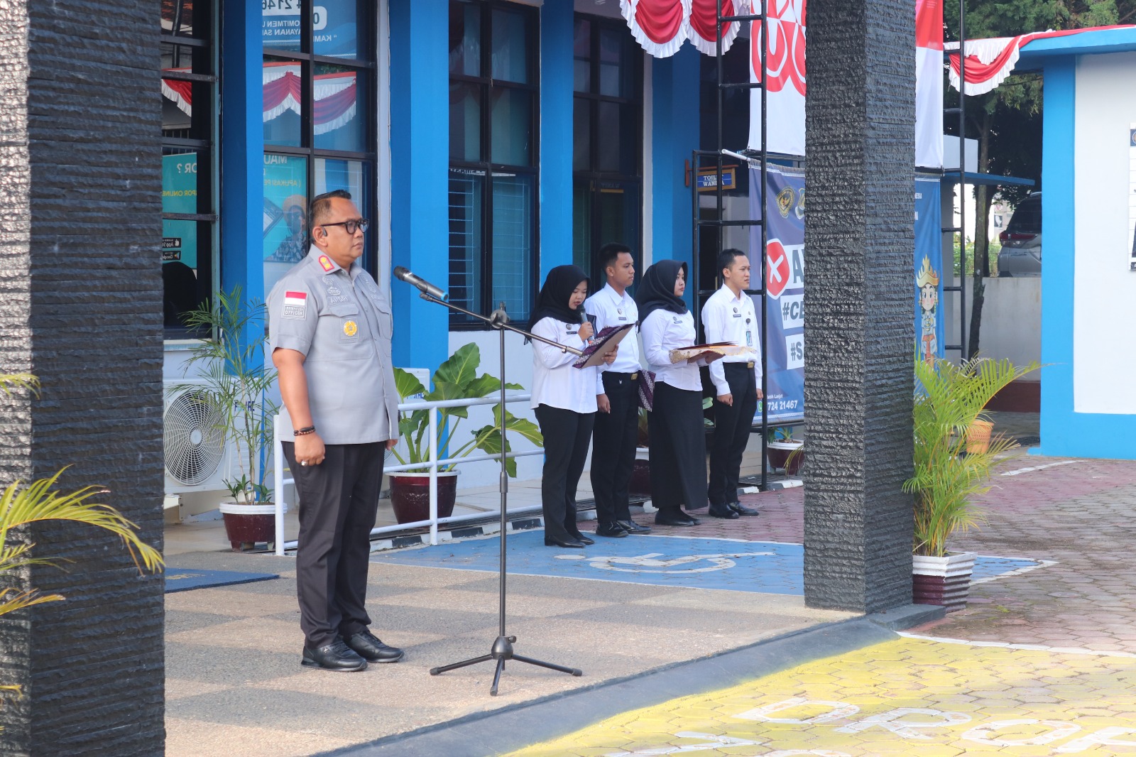 Apel Pagi Imigrasi Kotabumi, Momen Pemberian Penghargaan dan Penguatan Semangat Menuju WBK