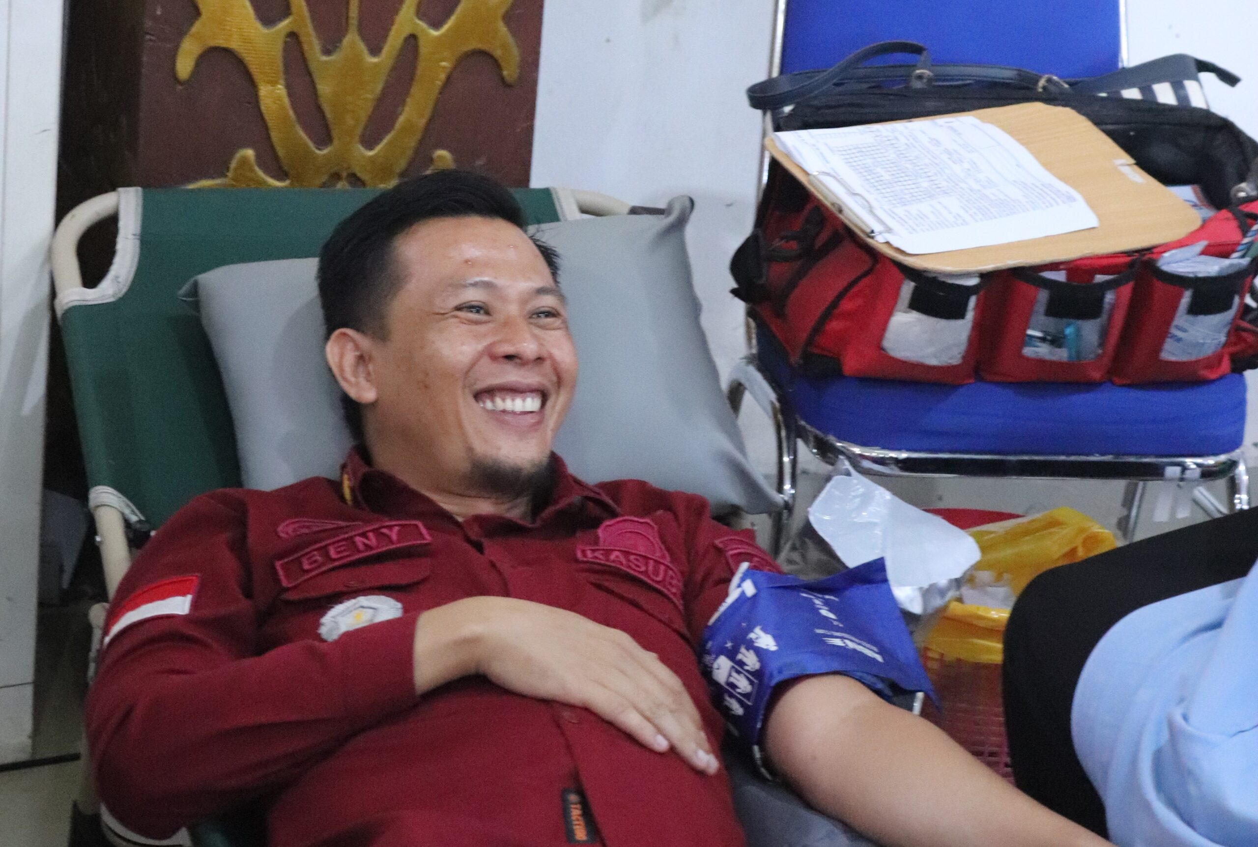 Sinergi Kemanusiaan: Imigrasi Kotabumi Berpartisipasi dalam Donor Darah