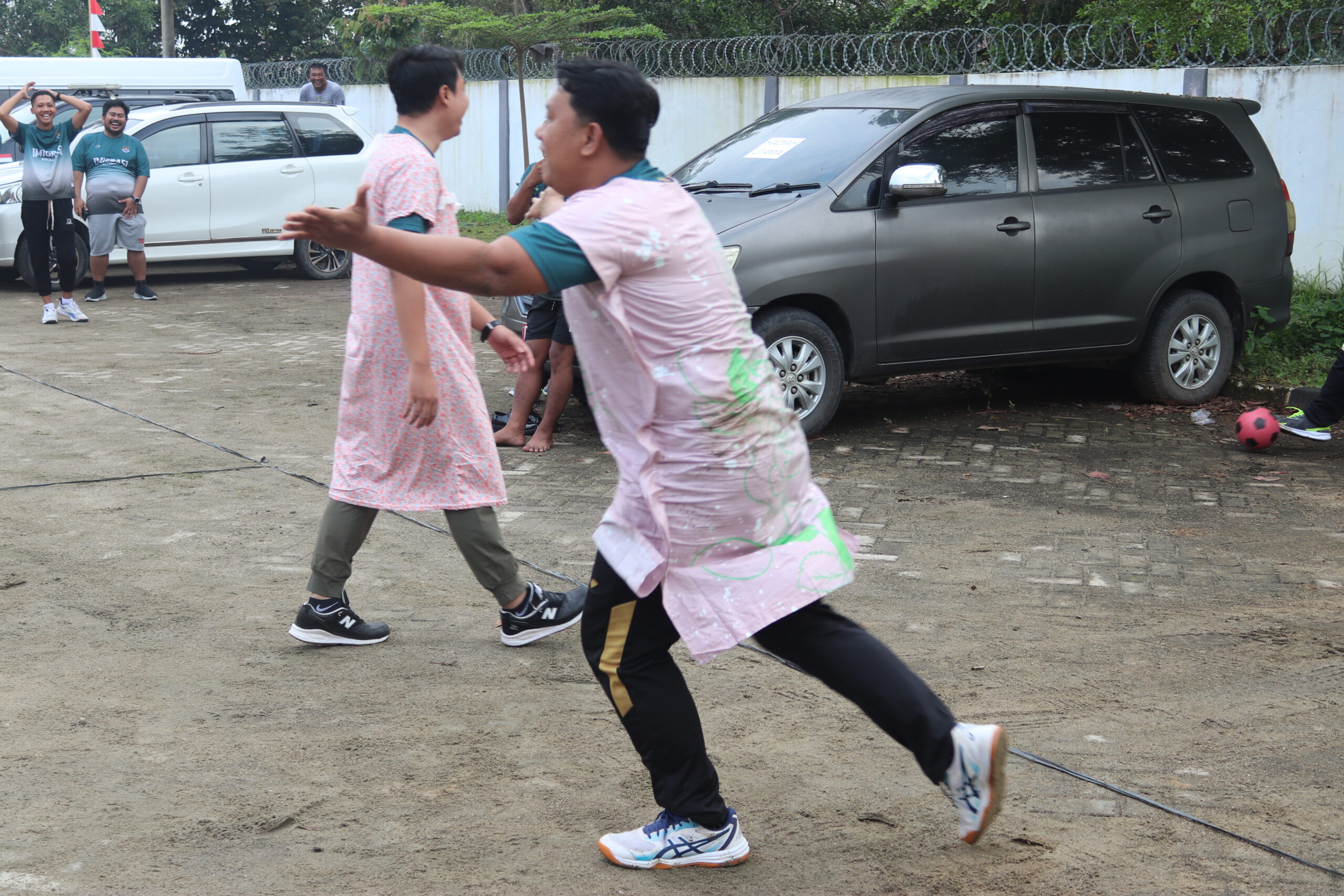 Imigrasi Kotabumi Gelar Jalan Sehat dan Lomba Futsal Daster