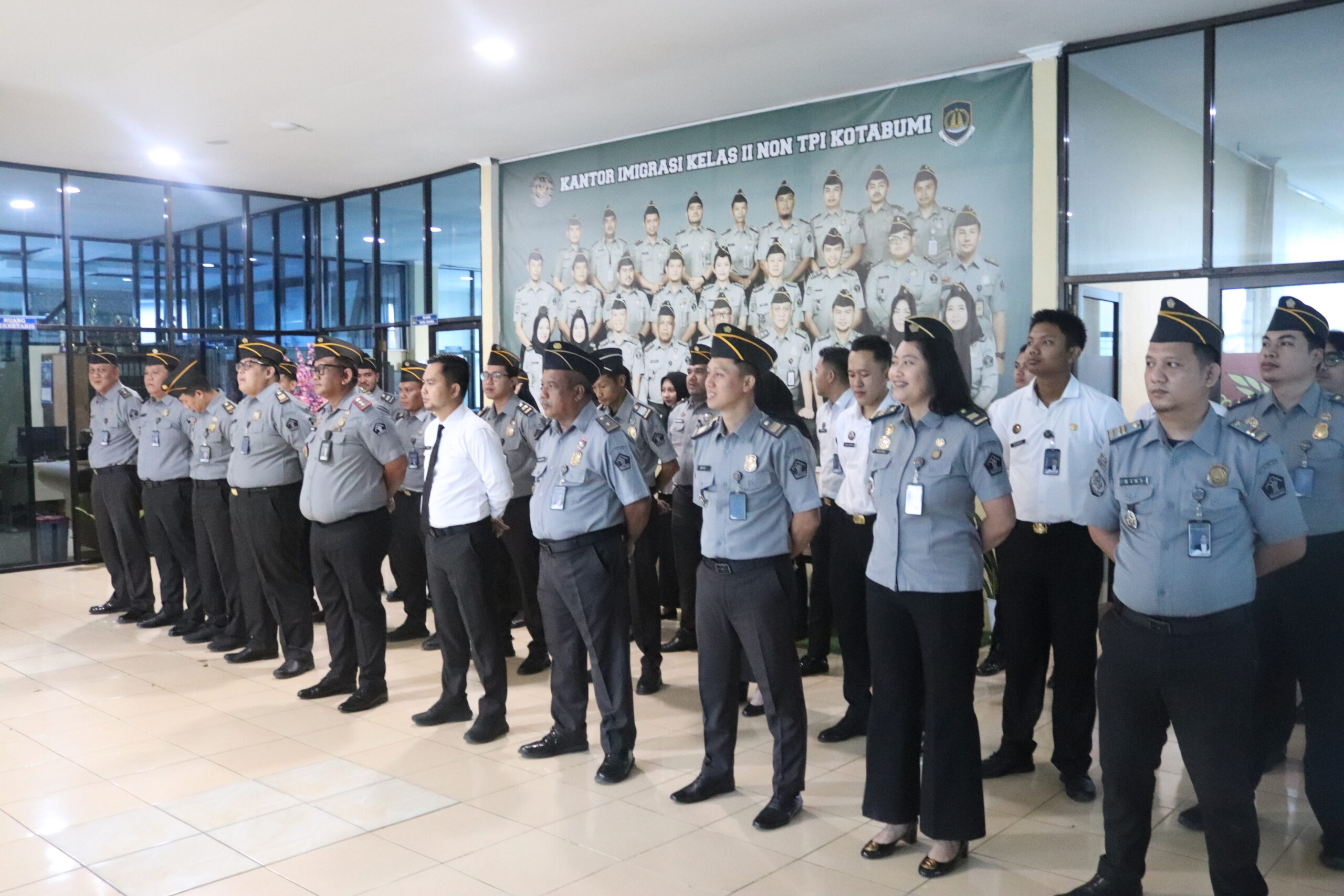 Kantor Imigrasi Kotabumi Ikuti Apel Pagi Bersama Menko Bidang Hukum, HAM, Imigrasi, dan Pemasyarakatan