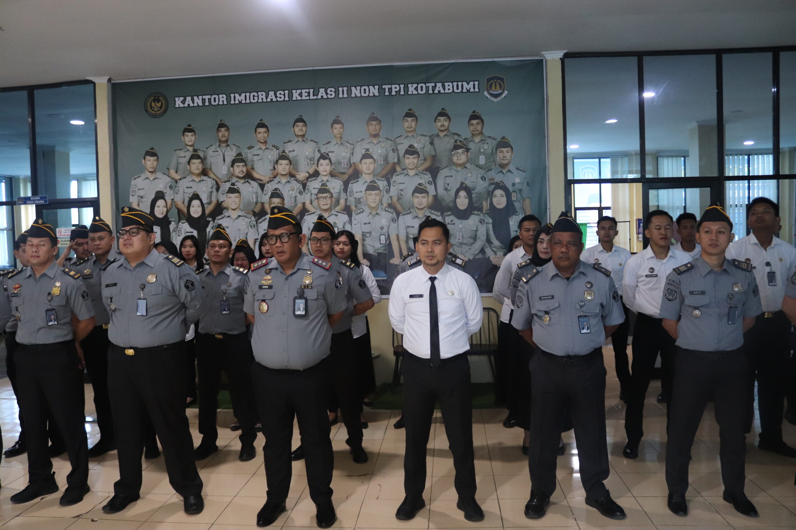 Kantor Imigrasi Kotabumi Ikuti Apel Pagi Bersama Menko Bidang Hukum, HAM, Imigrasi, dan Pemasyarakatan