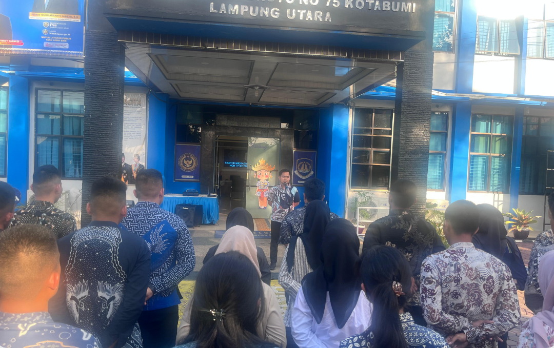 Momen Reflektif di Penghujung Latjapura: Kanim Kotabumi Gelar Apel Sore dan Pelepasan Taruna Poltekip