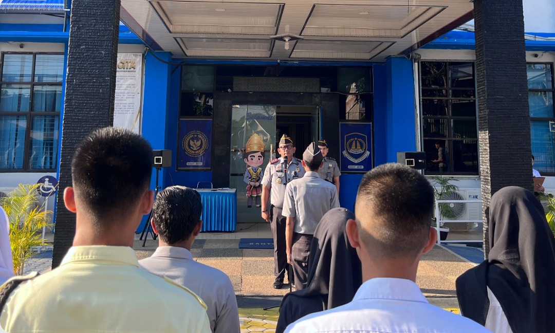 Tingkatkan Disiplin dan Profesionalisme, Kepala Kantor Imigrasi Kotabumi Pimpin Langsung Apel Pagi