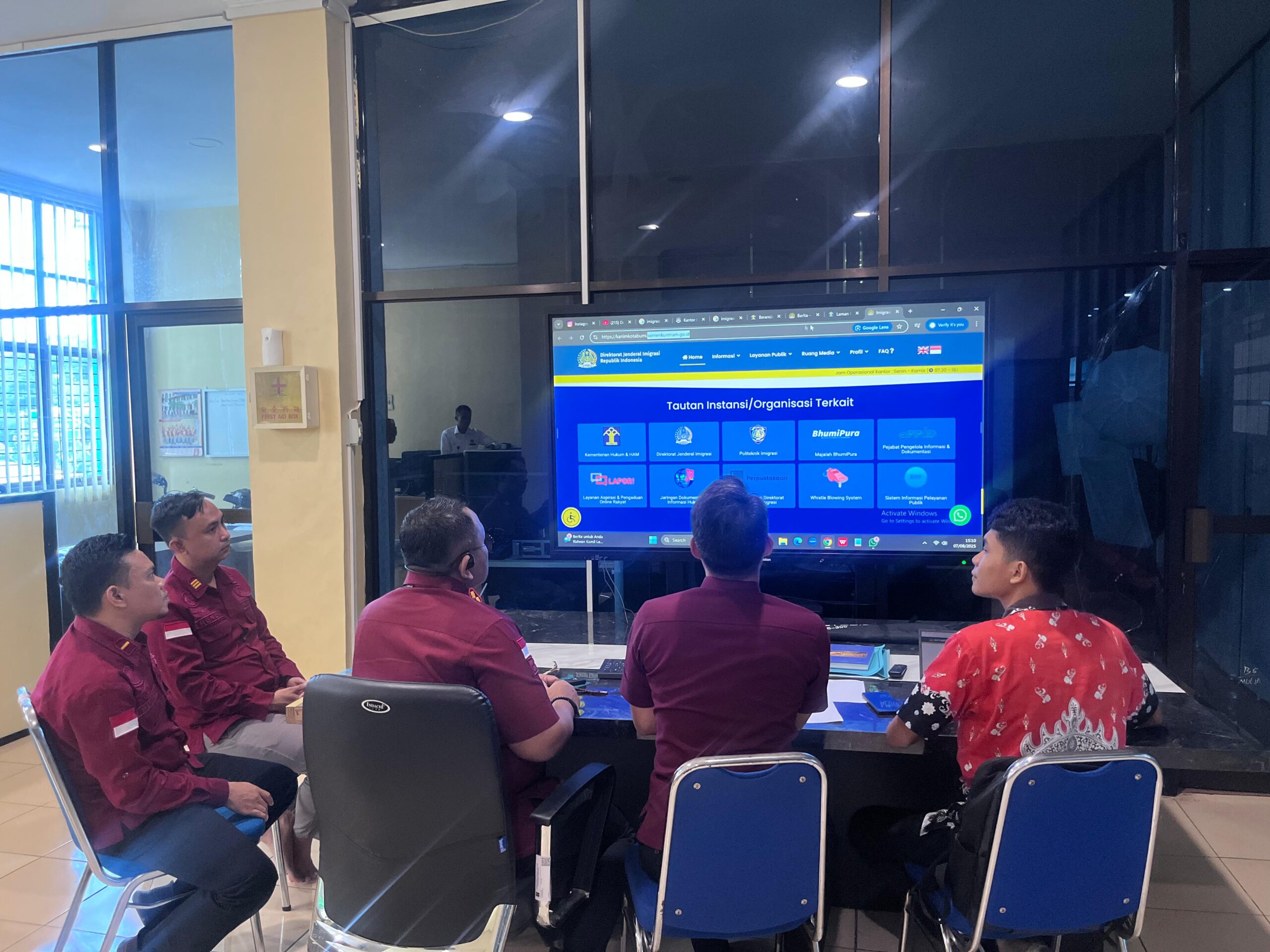 Optimalisasi Layanan Digital: Imigrasi Kotabumi Gelar Rapat Pengelolaan Website Resmi