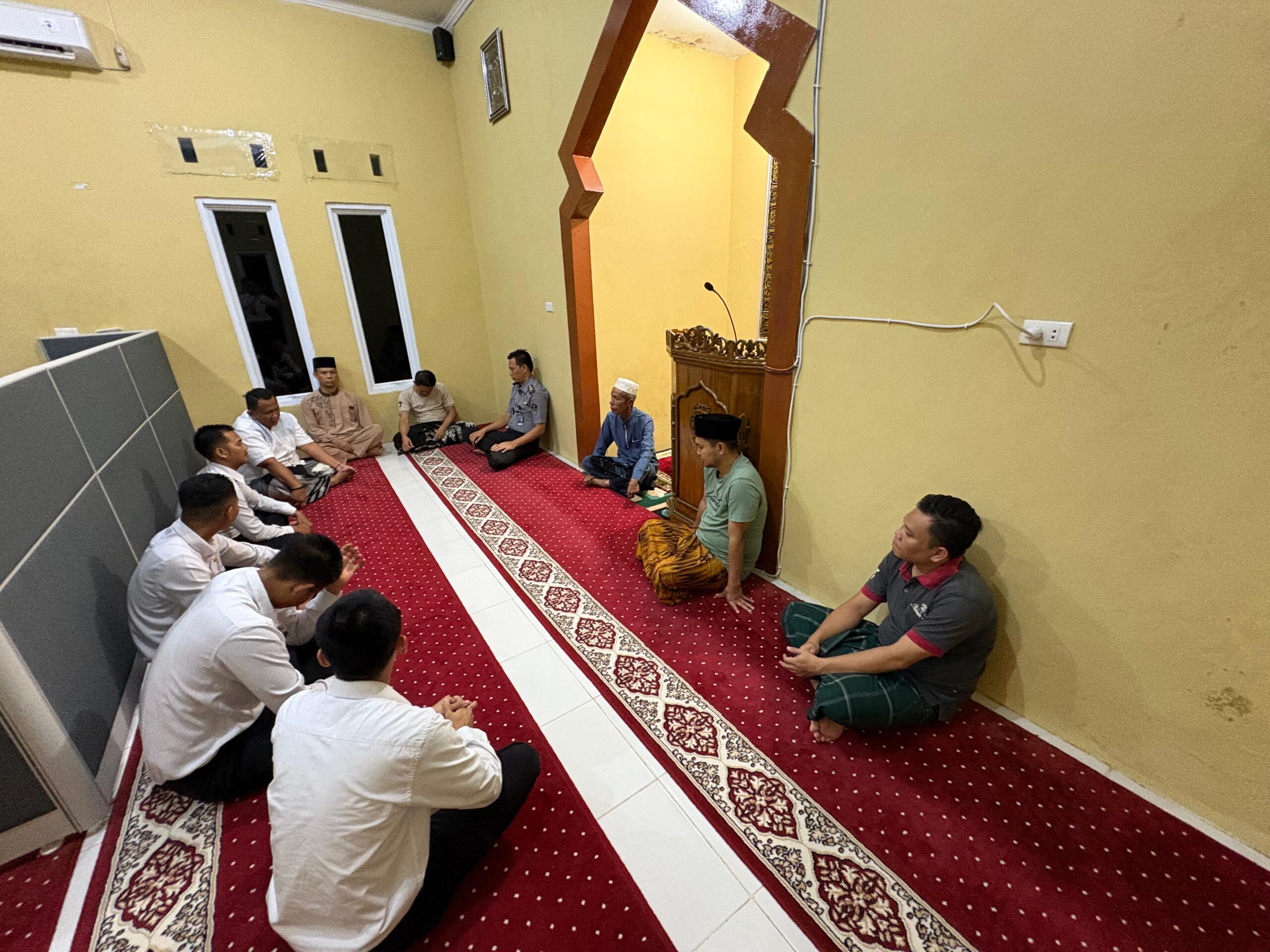Imigrasi Kotabumi Bentuk Panitia Pengurus Mushola Al-Ikhlas, Kuatkan Nilai Keagamaan di Lingkungan Kerja