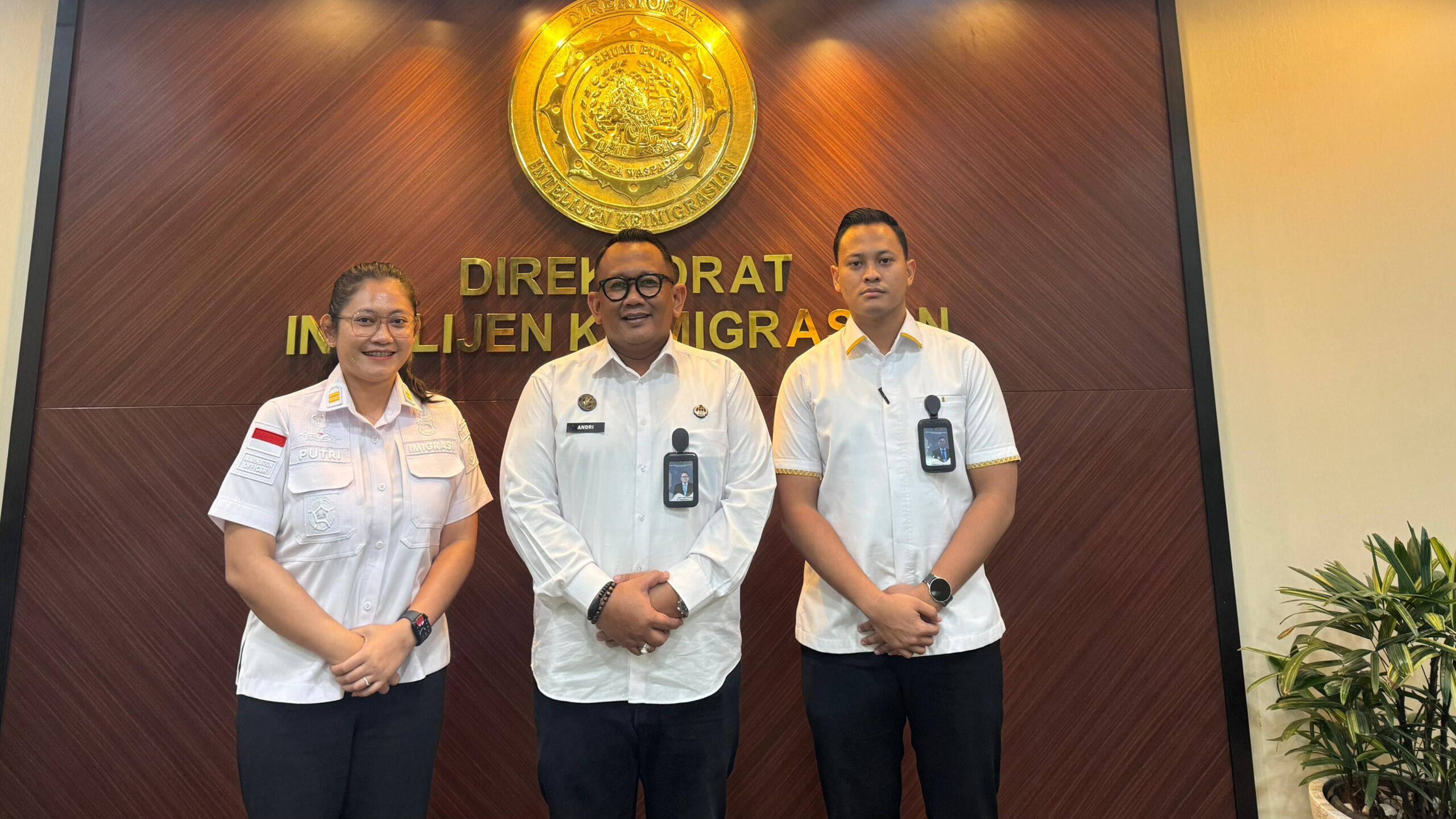 Kepala Imigrasi Kotabumi Bahas Standar Pelayanan dan Pengawasan Orang Asing