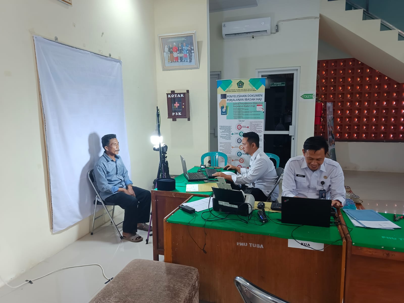 Eazy Paspor: 53 Calon Jemaah Haji Terlayani di Tulang Bawang dan Tubaba