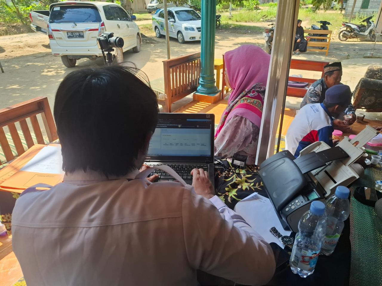 Imigrasi Kotabumi Layani 48 Calon Jemaah Umroh Melalui Program Eazy Paspor