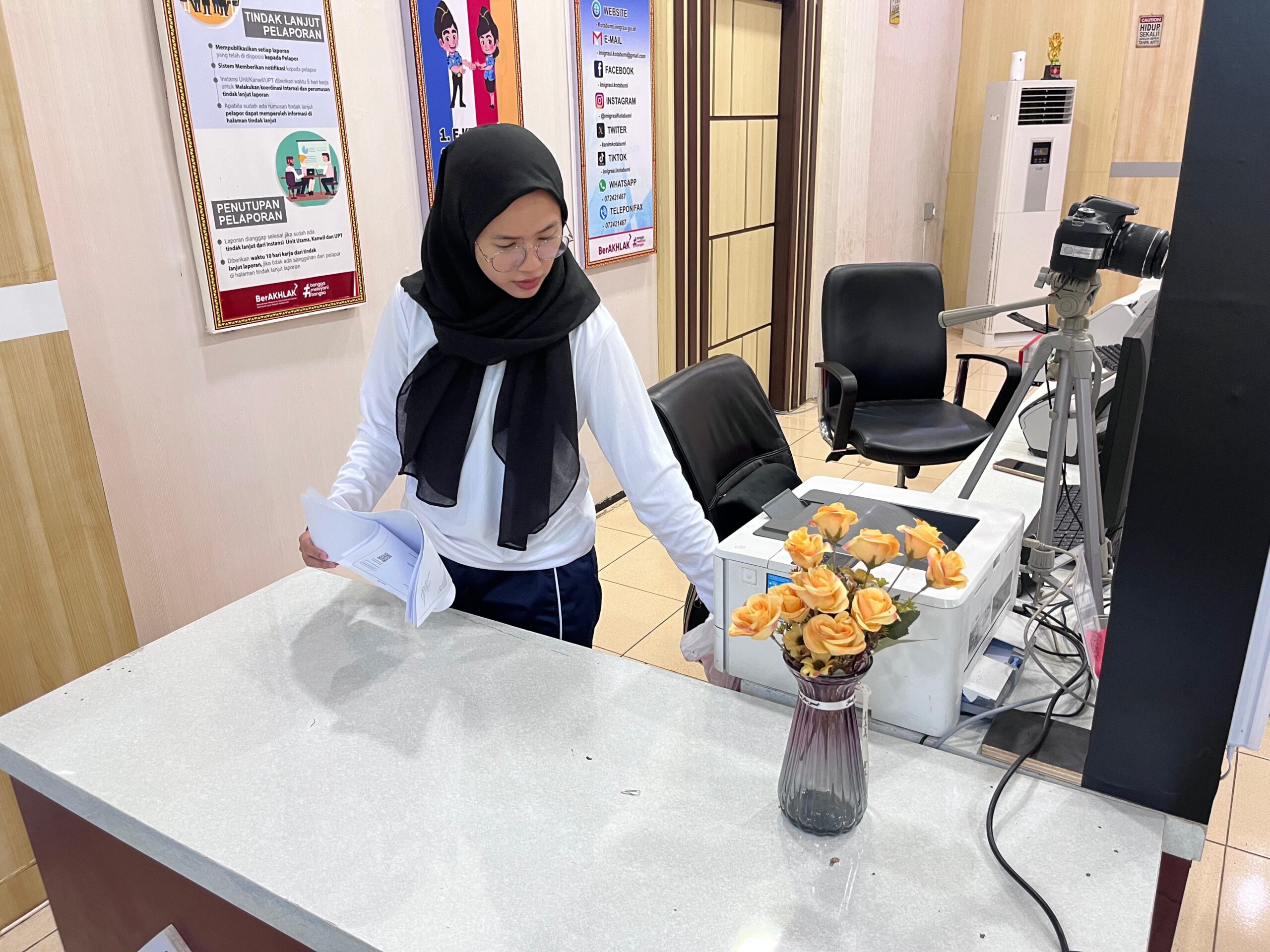 Semangat Gotong Royong di Kanim Kotabumi, Wujudkan Lingkungan Kerja Bersih dan Nyaman