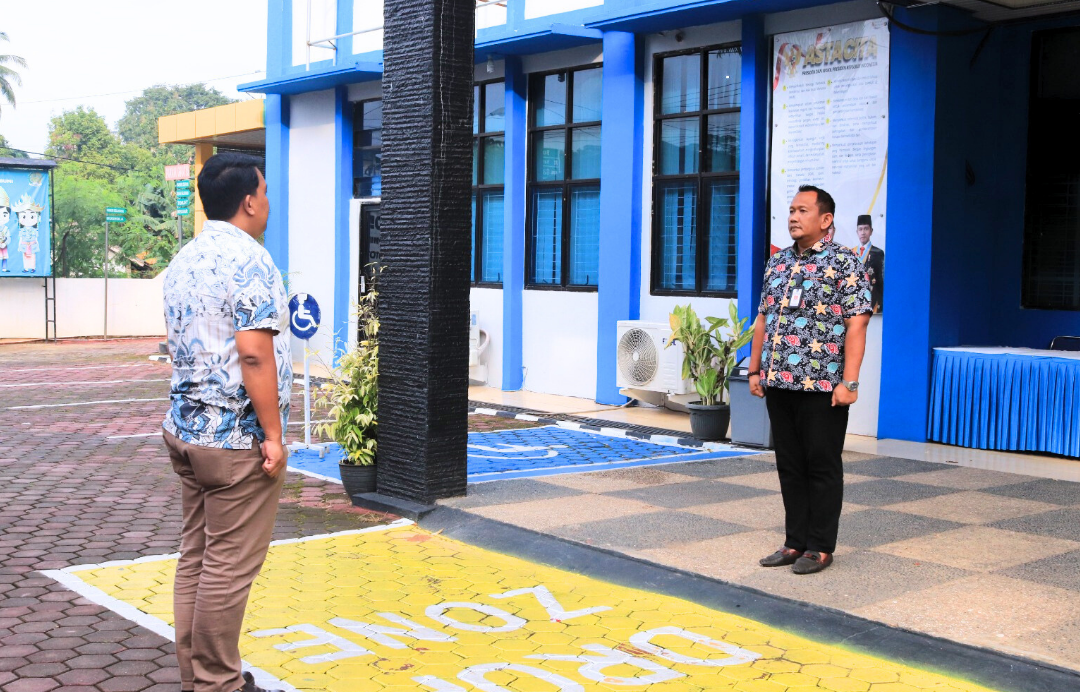 Imigrasi Kotabumi Laksanakan Apel Sore Bersama Kepala Kantor: Tingkatkan Semangat Kerja dan Kebersamaan