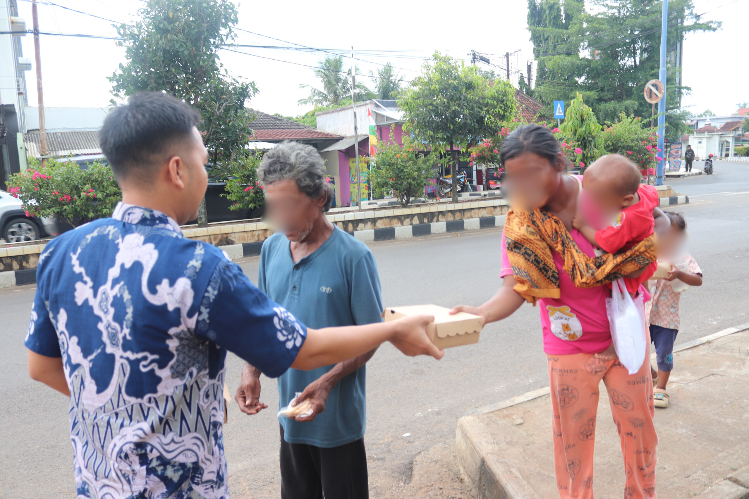 JUMAT BERKAH- KANTOR IMIGRASI KELAS II NON KOTABUMI