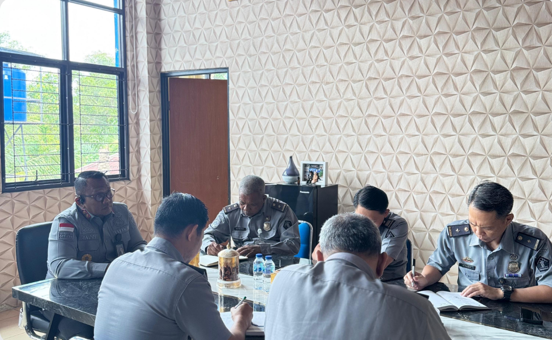 Kantor Imigrasi Kotabumi Gelar Coffee Morning dan Rapat Bersama Pejabat Struktural