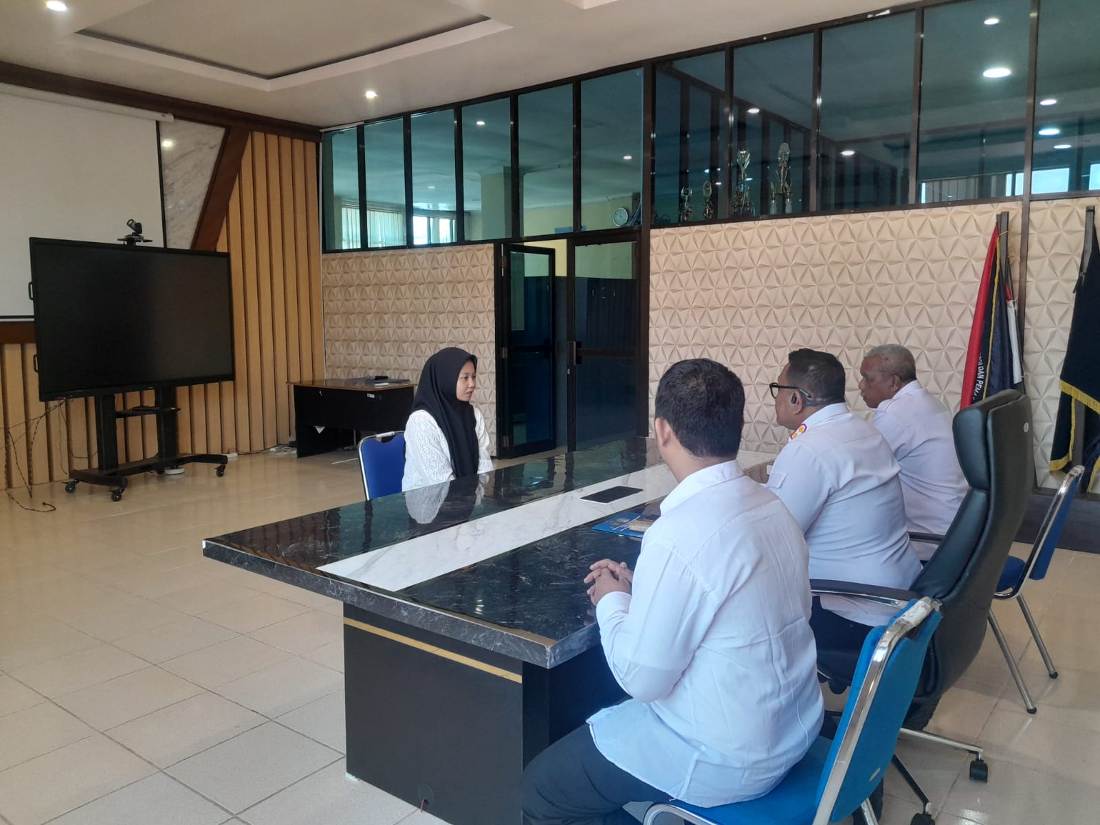 Wawancara Calon Tenaga Outsourcing Baru di Kantor Imigrasi Kotabumi