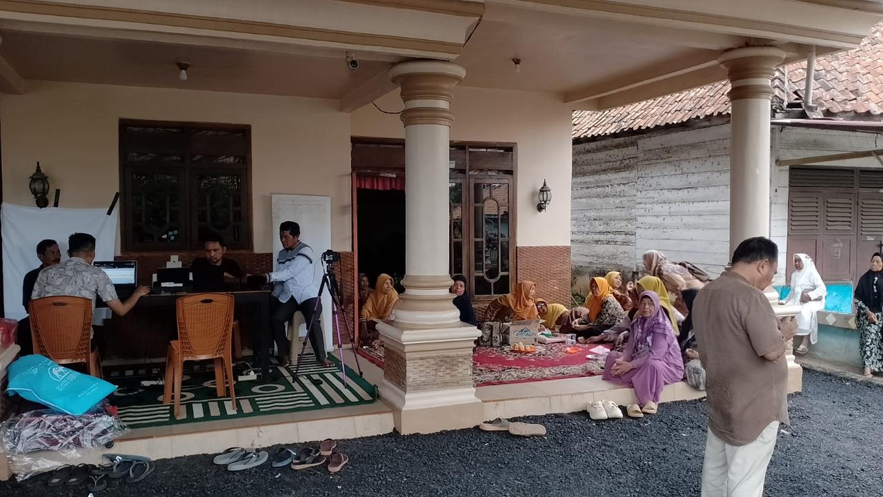 Kantor Imigrasi Kotabumi Laksanakan Kegiatan Eazy Paspor di PT Muriz Way Tuba