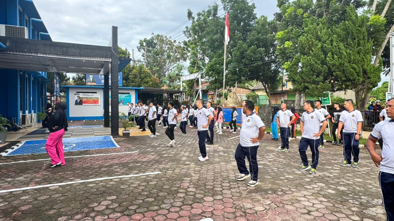 Imigrasi Kotabumi Gelar Senam Pagi Bersama untuk Jaga Kebugaran dan Kekompakan