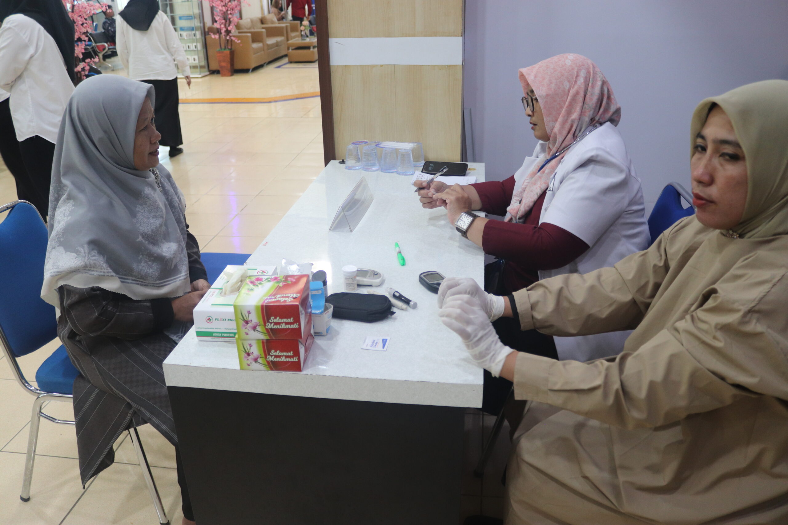 Sinergi Lapas, Rutan, dan Imigrasi Kotabumi Gelar Donor Darah dan Pemeriksaan Kesehatan Gratis dalam Rangka Hari Bhakti Kemenimipas