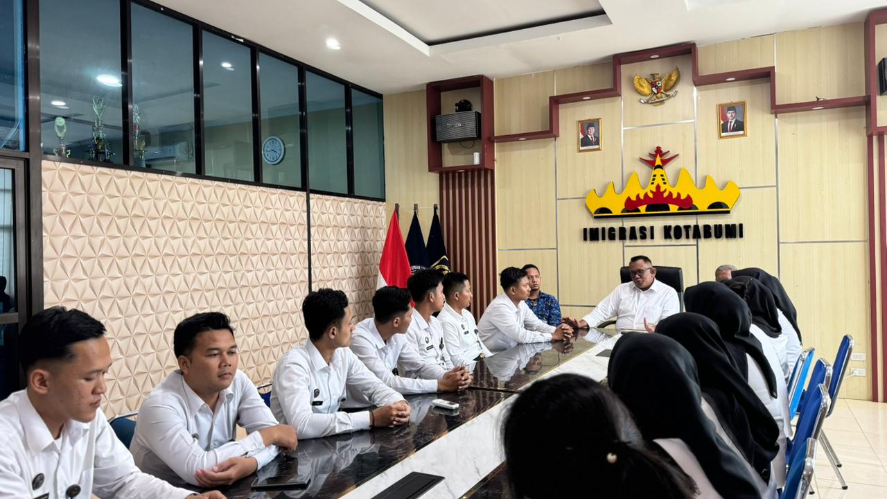 Pengarahan CPNS: Menanamkan Kedisiplinan, Kekompakan, dan Etika di Lingkungan Kerja