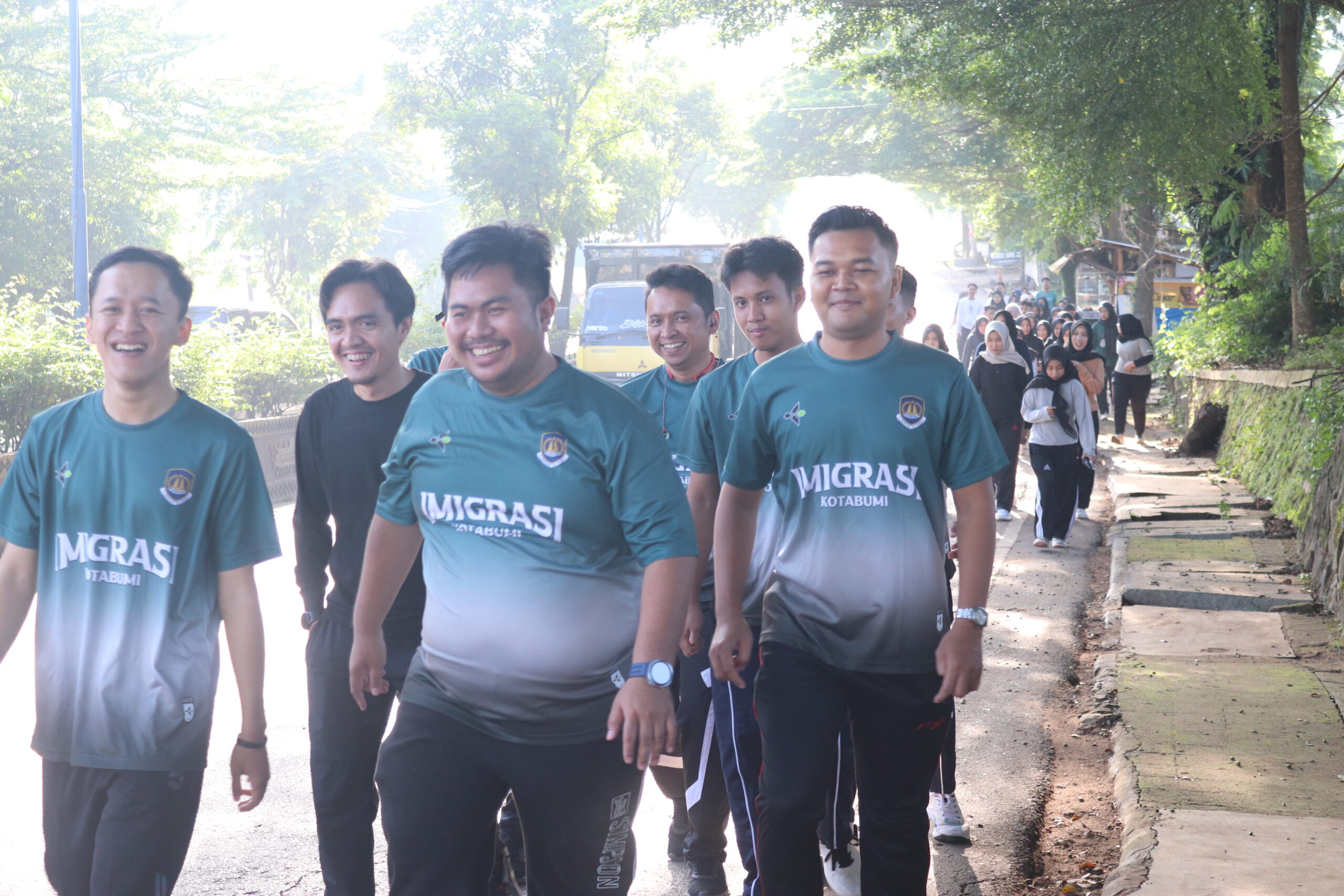 Jalan Sehat dan Latihan PBB Warnai Kegiatan Imigrasi Kotabumi