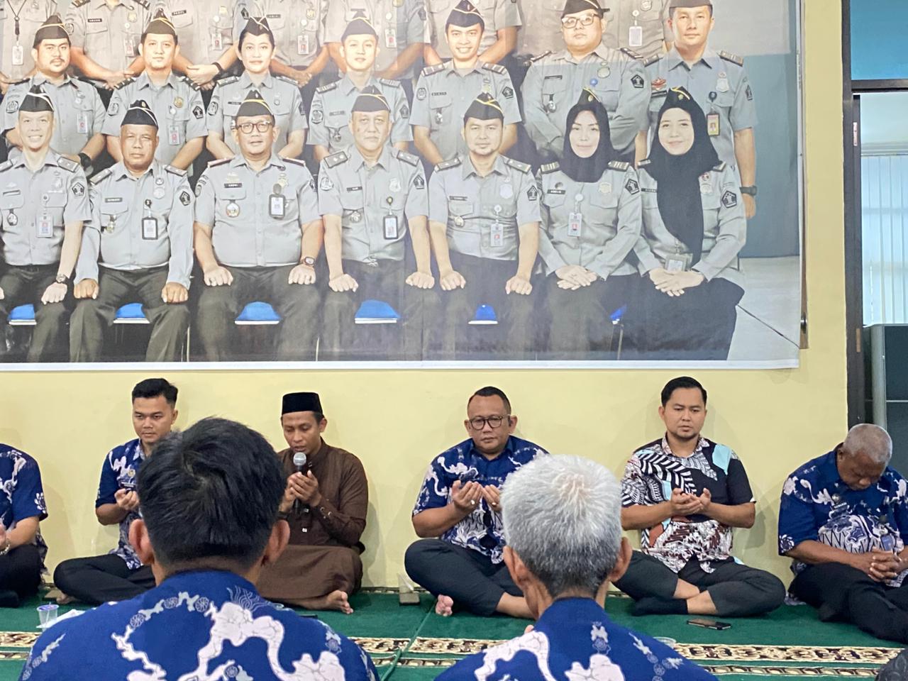 Imigrasi Kotabumi Gelar Doa Bersama dan Syukuran Pegawai sebagai Wujud Kepedulian dan Rasa Syukur