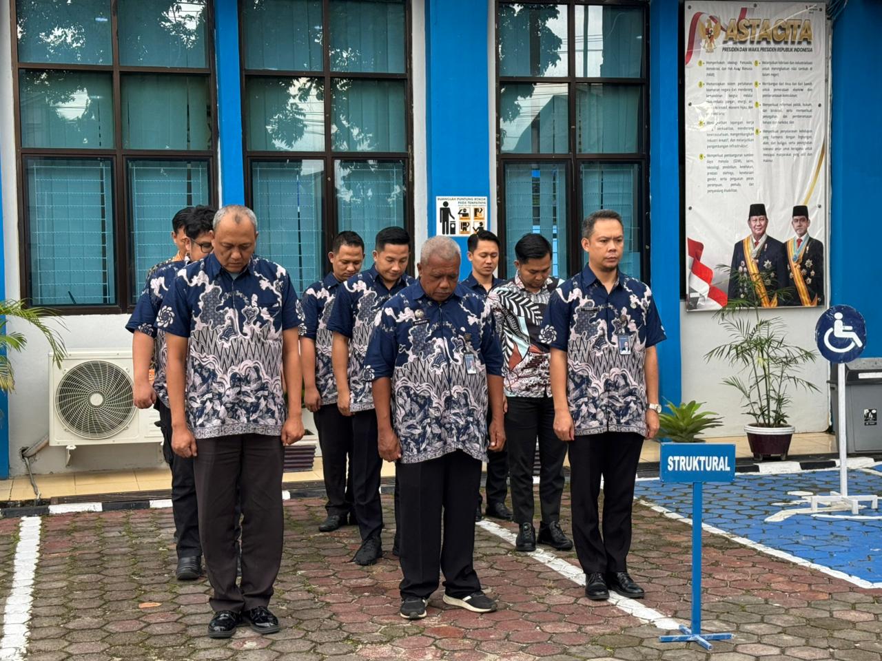 Kasubsi Intalkim Pimpin Apel Sore Imigrasi Kotabumi dan Sampaikan Imbauan Akhir Pekan