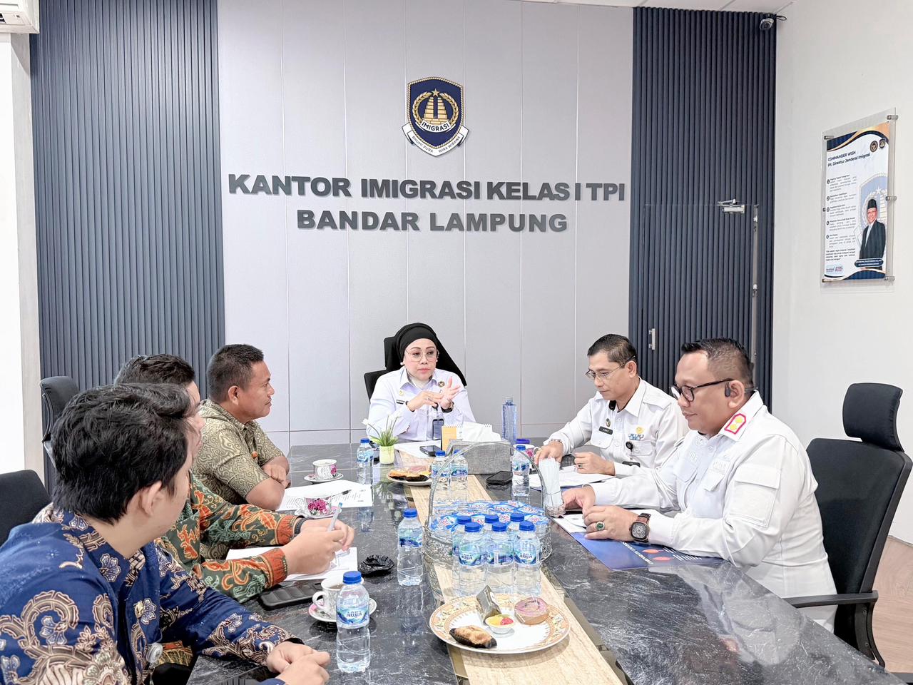 Imigrasi Kotabumi Hadiri Rapat Perjanjian Kerja Sama Terkait Unit Kerja Keimigrasian di Pesisir Barat