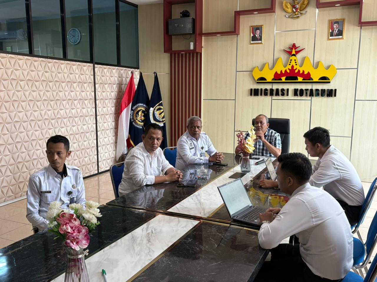 Imigrasi Kotabumi Ikuti Rakor Pengendalian Capaian Kinerja Semester II Secara Daring
