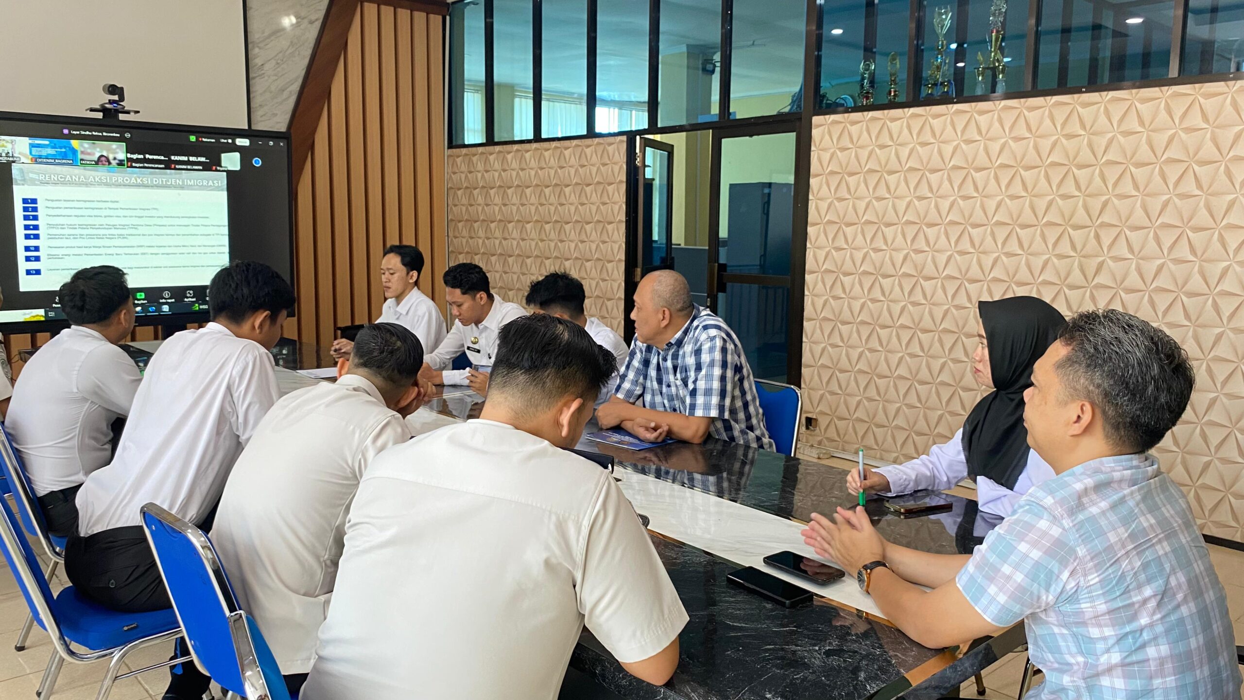Kanim Kotabumi Ikuti Sosialisasi Rencana Aksi Ditjen Imigrasi Tahun 2026 Secara Virtual