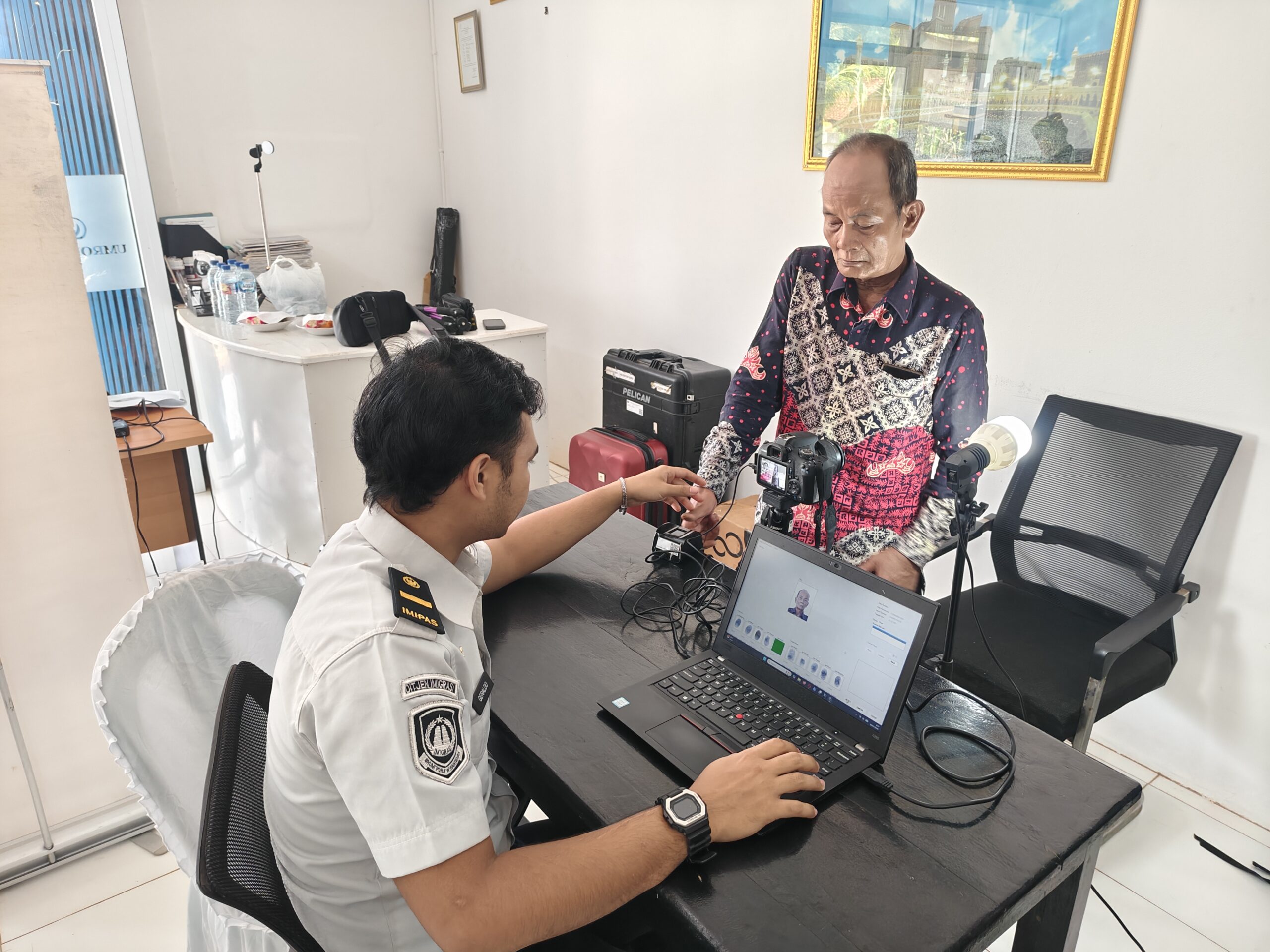 Imigrasi Kotabumi Hadirkan Layanan Eazy Paspor bagi Calon Jemaah Umroh
