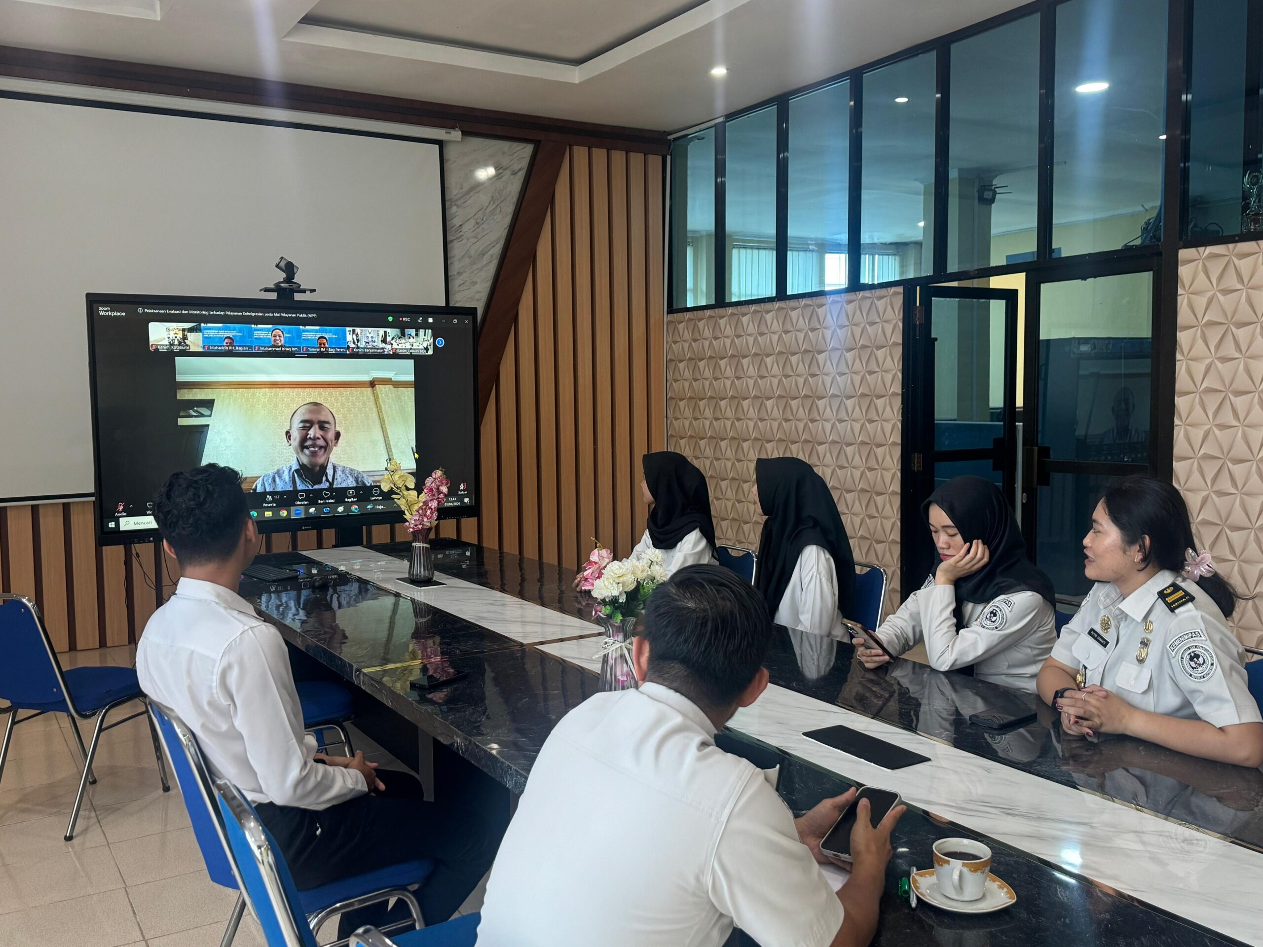 Monitoring dan Evaluasi Pelayanan Keimigrasian MPP dalam Rangka Pembangunan ZI Menuju WBK/WBBM