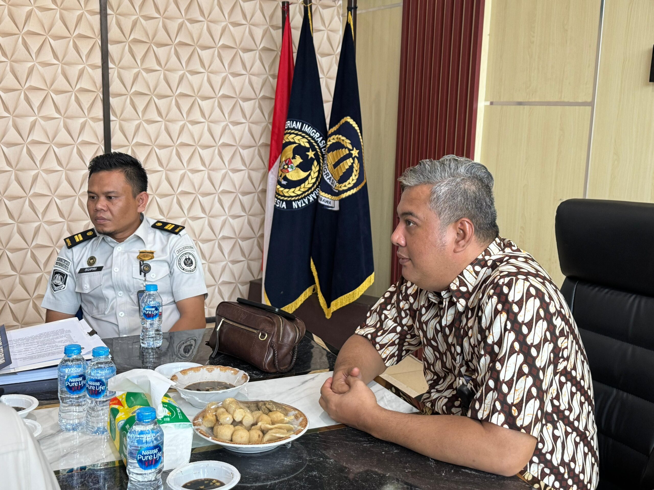 Rapat Evaluasi Perencanaan Renovasi Gedung Kantor Imigrasi Kotabumi Bersama Tim Vendor