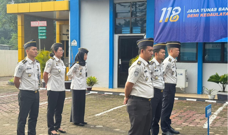 Apel Pagi Perkuat Disiplin dan Kebersihan Lingkungan Kerja