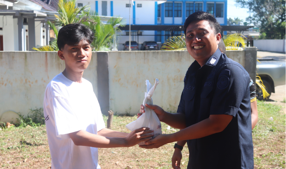 Kantor Imigrasi Kelas II Non TPI Kotabumi Laksanakan Pemotongan Hewan Qurban Idul Adha 1447 H / 2026 M