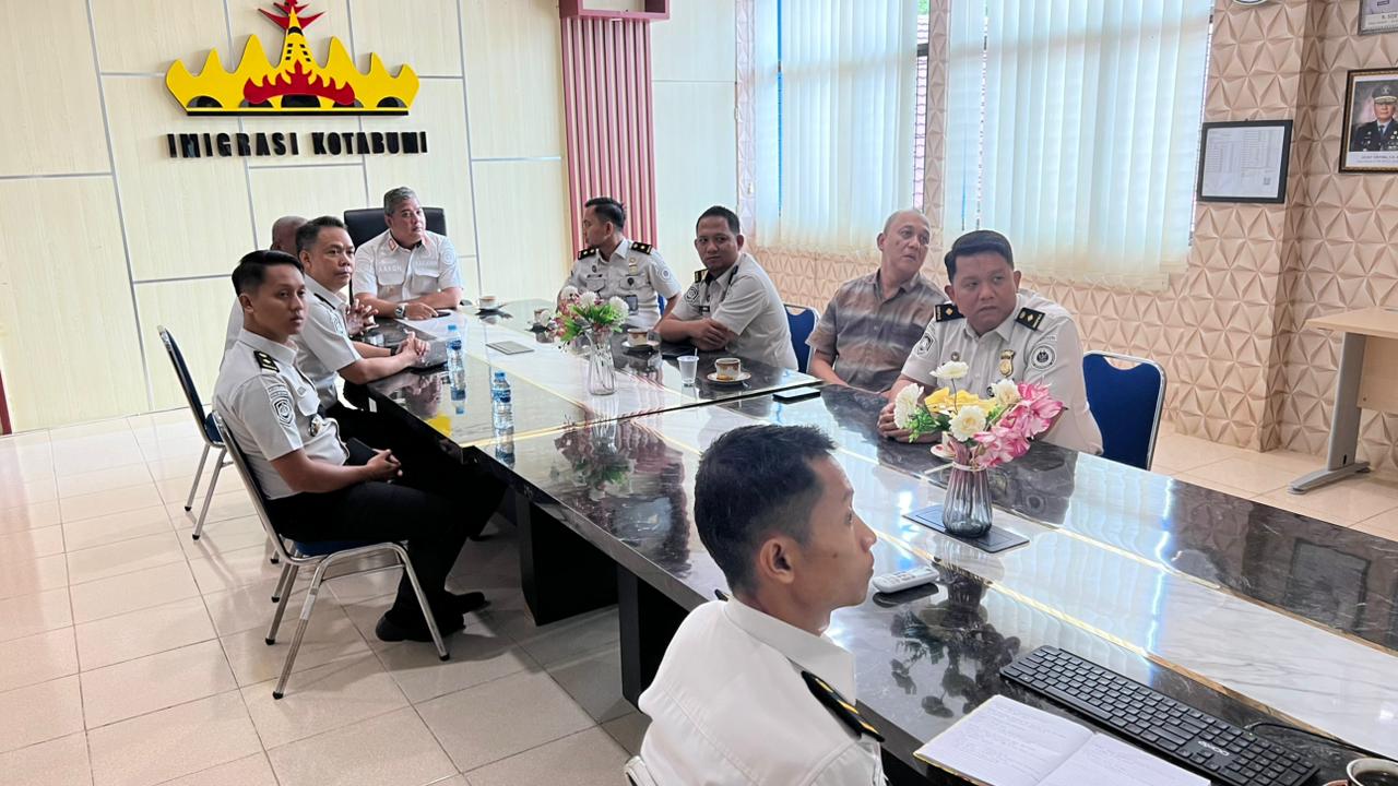 Evaluasi Kinerja Triwulan I Digelar Daring, Pimpinan dan Pejabat Struktural Hadir
