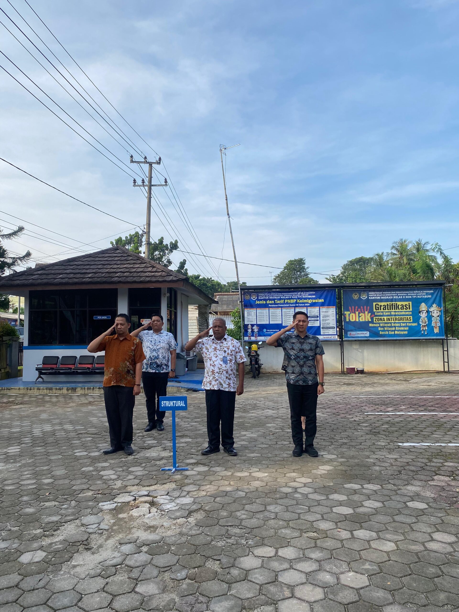 Apel Sore Pegawai: Jaga Kebersihan dan Tingkatkan Pelayanan Prima