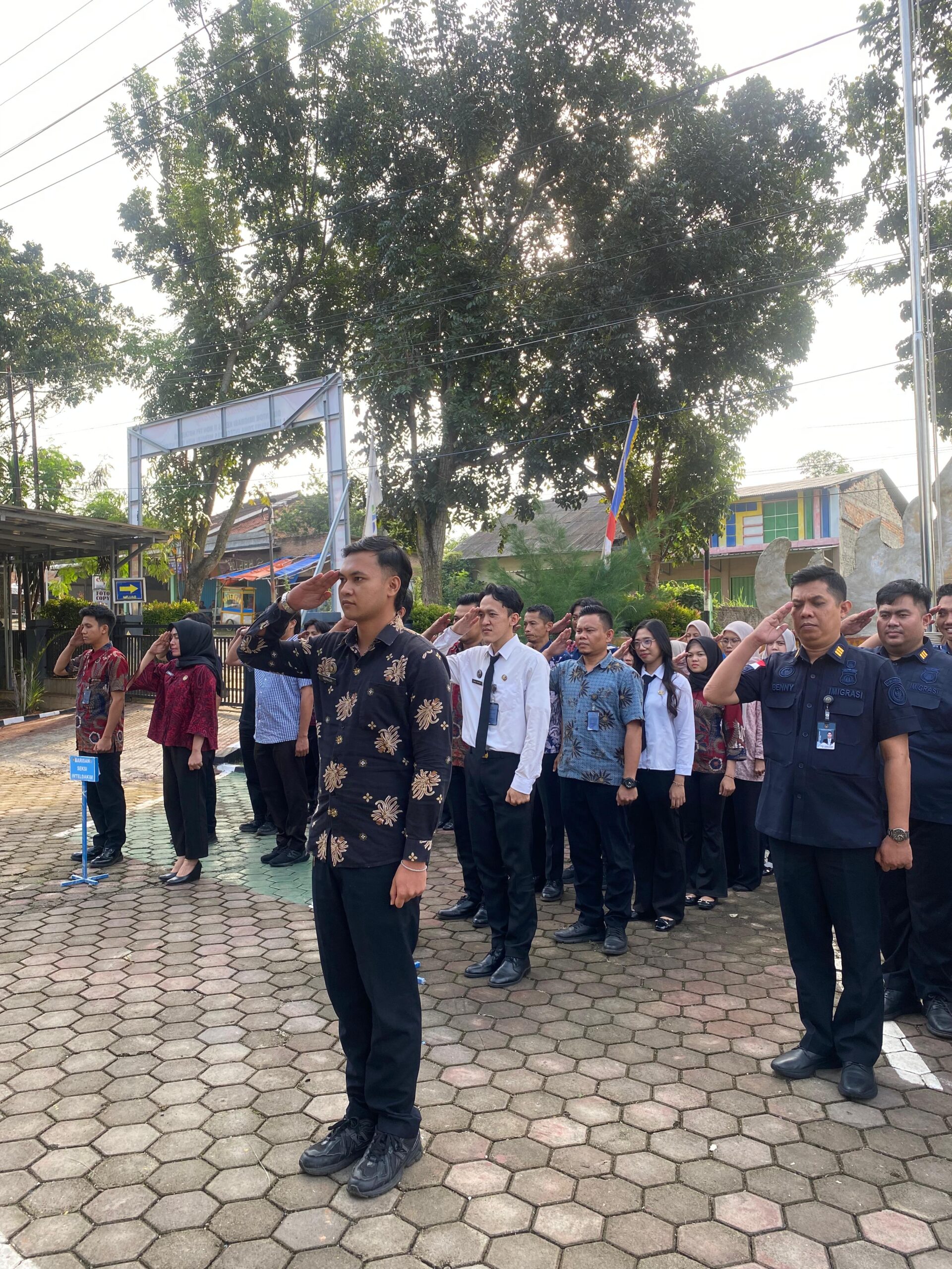 Apel Sore Pegawai: Jaga Kebersihan dan Tingkatkan Pelayanan Prima