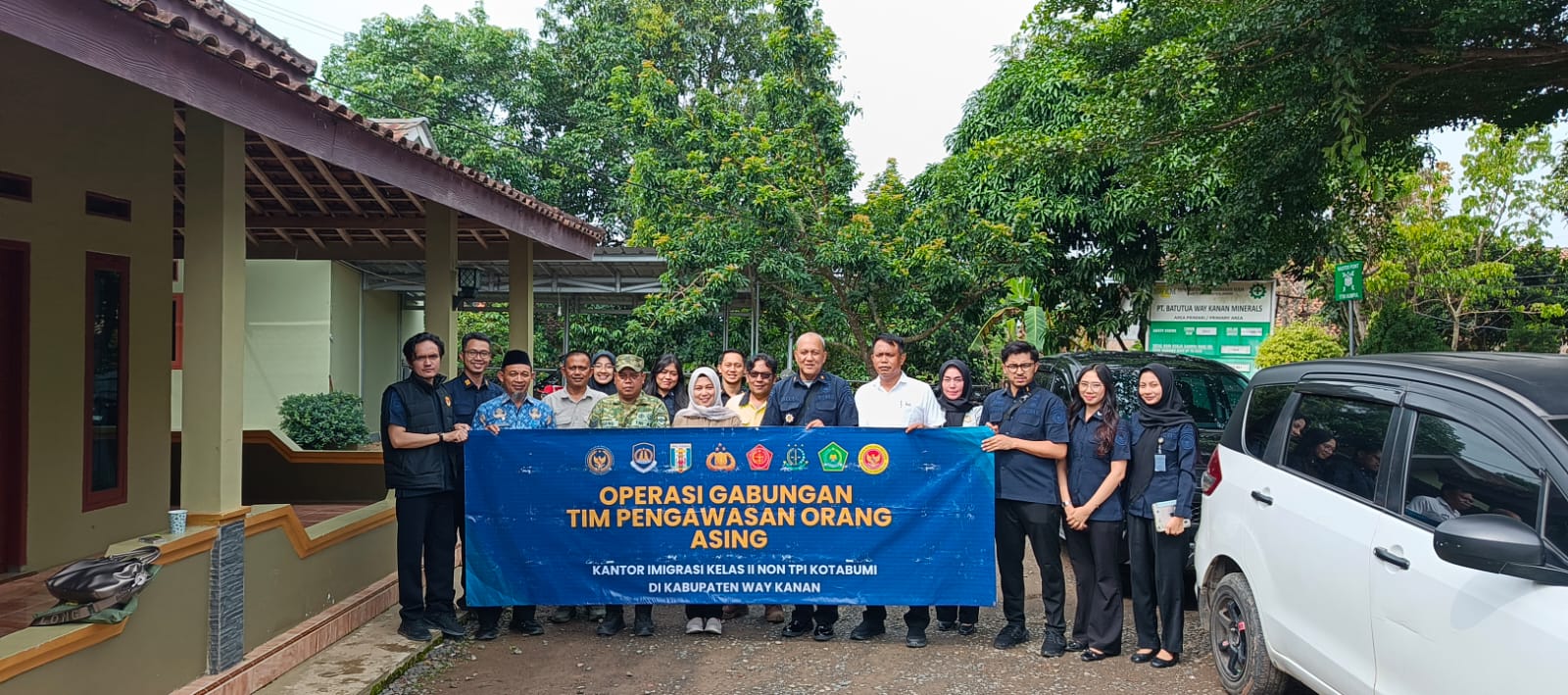 Perkuat Pengawasan Orang Asing, Imigrasi Kotabumi Gelar Operasi Gabungan di Way Kanan