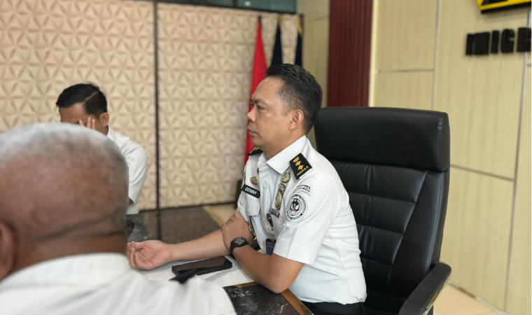 Kantor Imigrasi Kelas II Non TPI Kotabumi Ikuti Penguatan Pelaksanaan Tugas dan Fungsi Keimigrasian oleh Direktur Jenderal Imigrasi