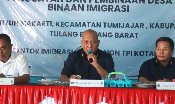 Imigrasi Kotabumi Gelar Sosialisasi Desa Binaan Keimigrasian di Desa Makarti