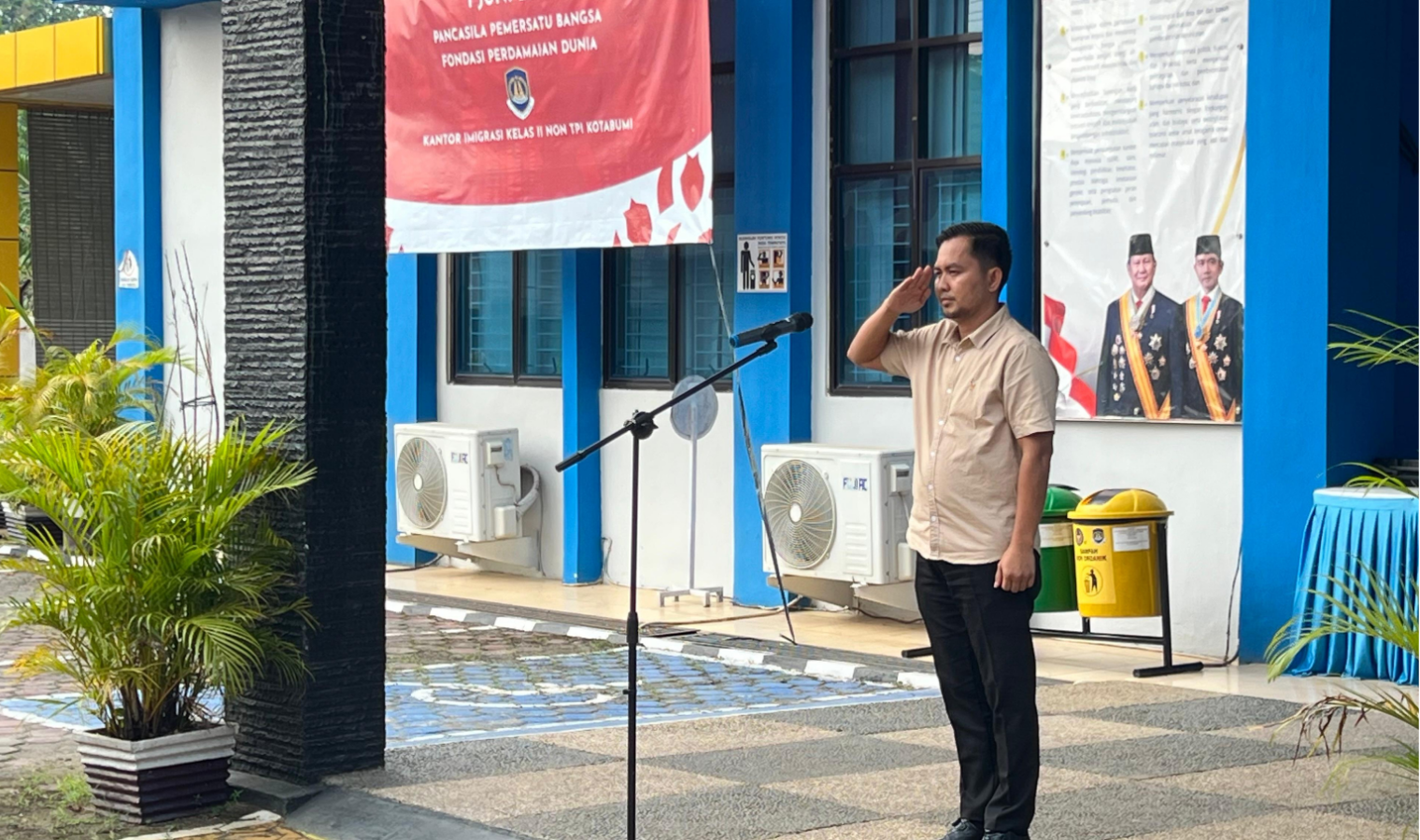 Apel Sore dan Penyerahan Piagam Pegawai Teladan Triwulan II Tahun 2026