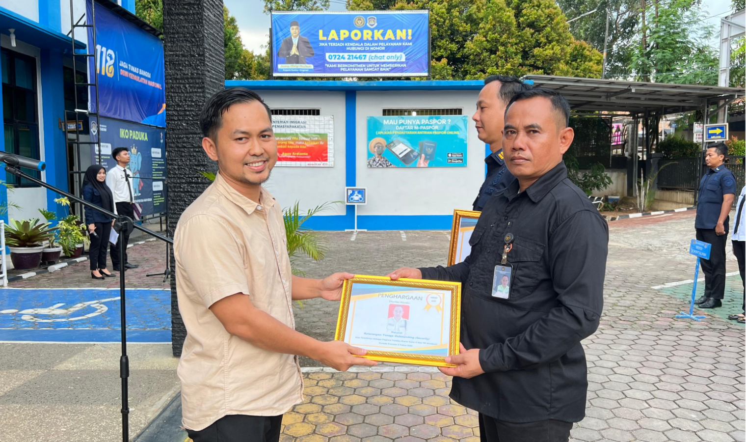 Apel Sore dan Penyerahan Piagam Pegawai Teladan Triwulan II Tahun 2026