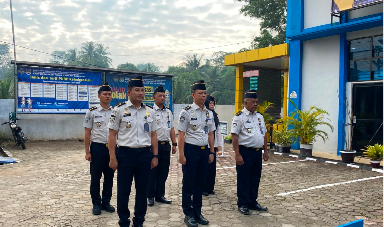 Apel Pagi Kantor Imigrasi Kotabumi: Perkuat Disiplin, Kekompakan, dan Semangat Pelayanan